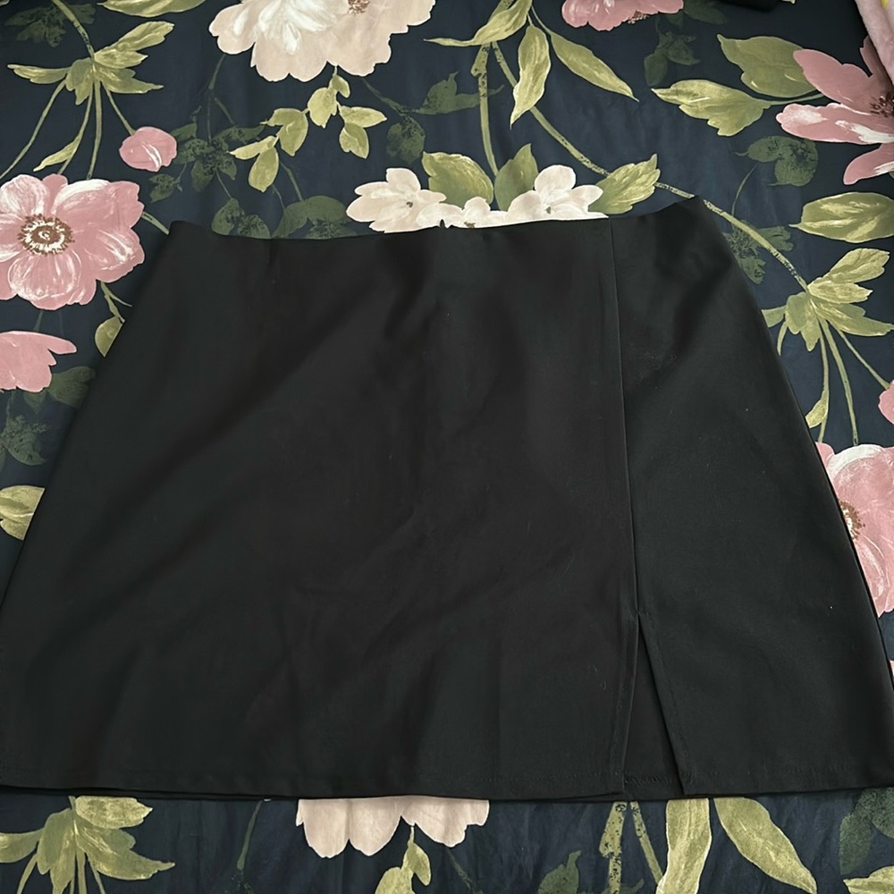 WOMEN MINI PENCIL SKIRT